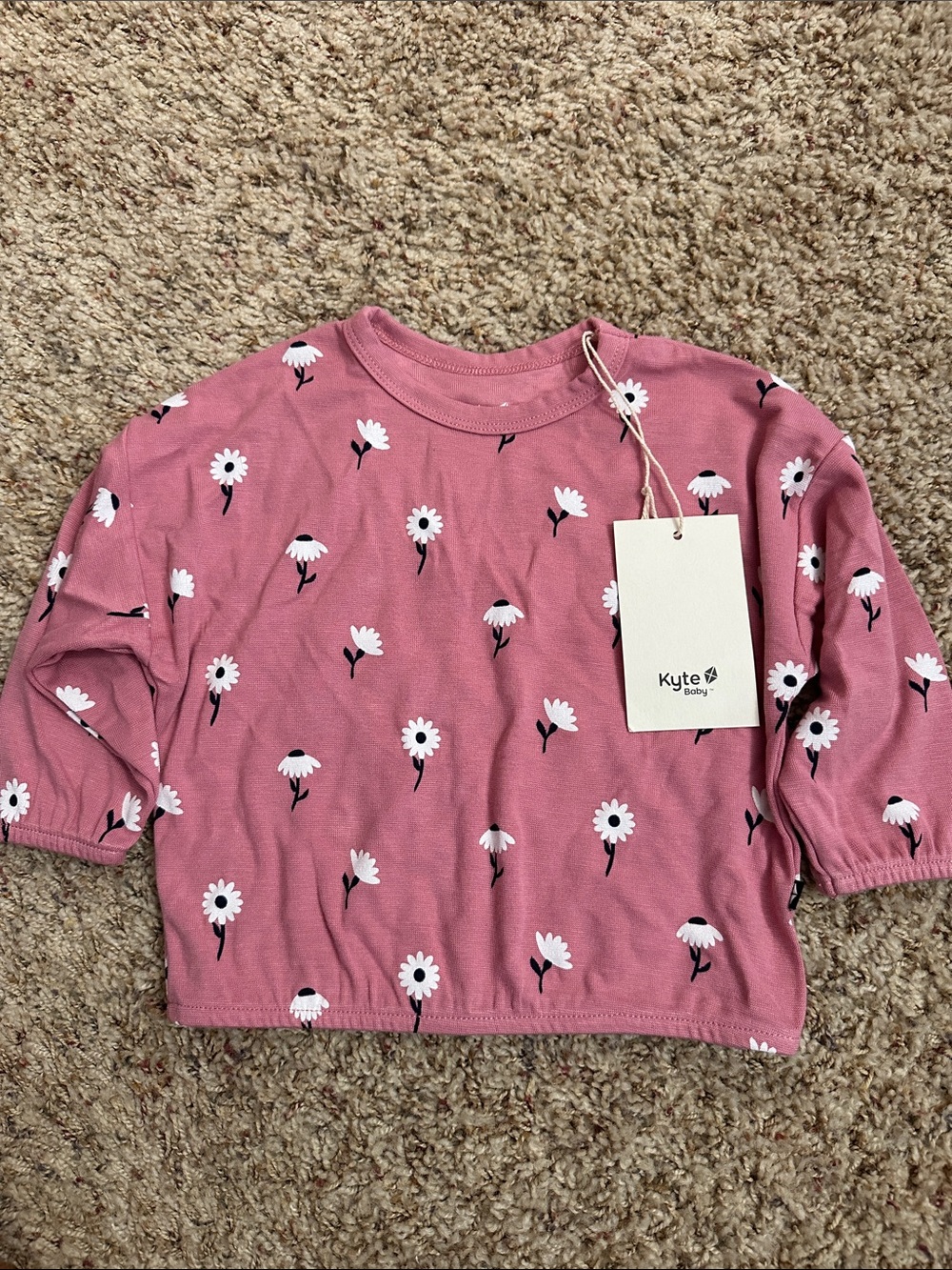 Kyte BABY Mauve Pink Daisy Short Sleeve Top Size 3-6 mos.